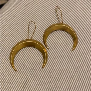 Gold earrings